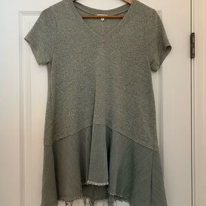 Hem and Thread Women’s tunic size S